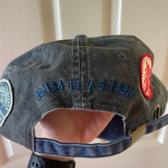 Disney Hat • Adult - Picture 5 of 5